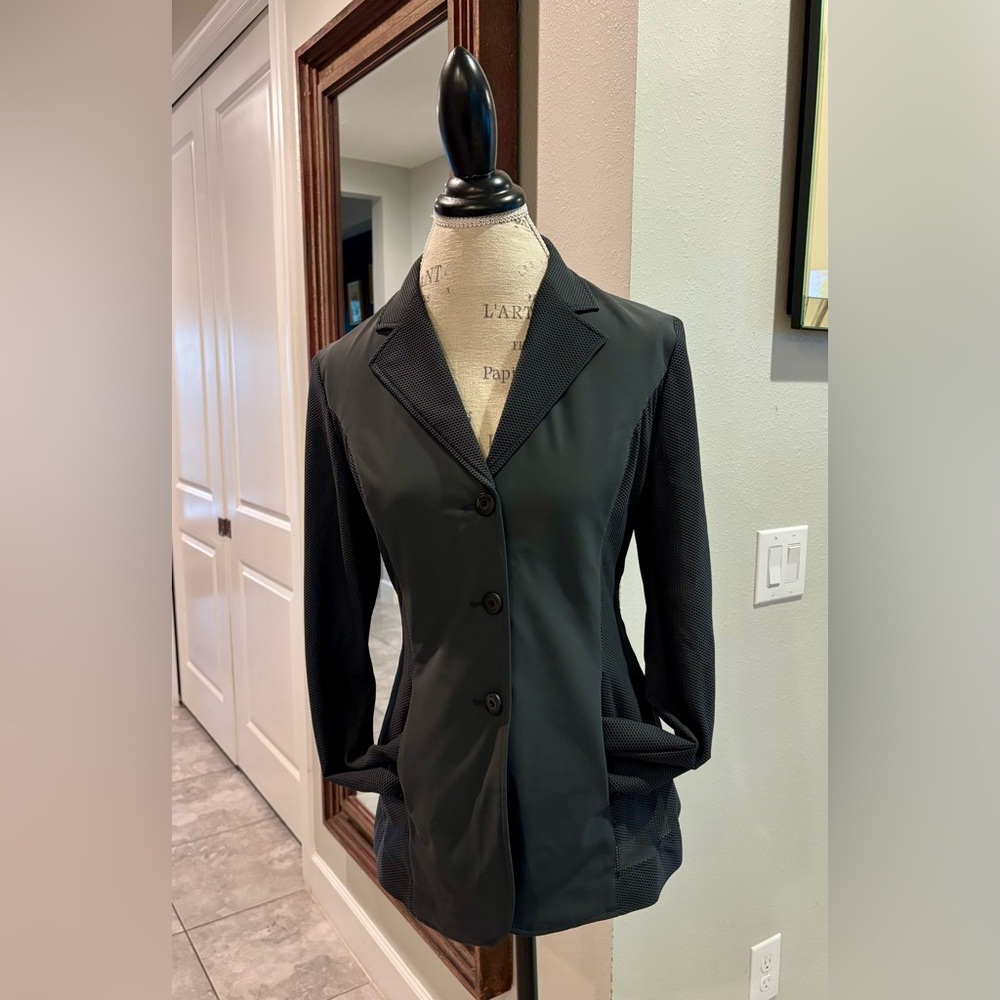 RJ Classics Ladies Harmony Mesh Show Coat 8R - Picture 5 of 8